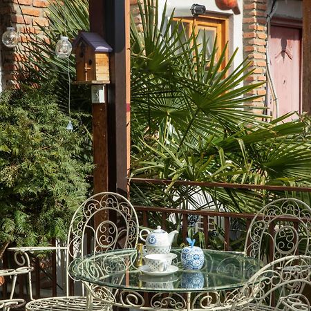 Tatin - Hotel & Cafe In Mtsʼkhetʼa Bagian luar foto