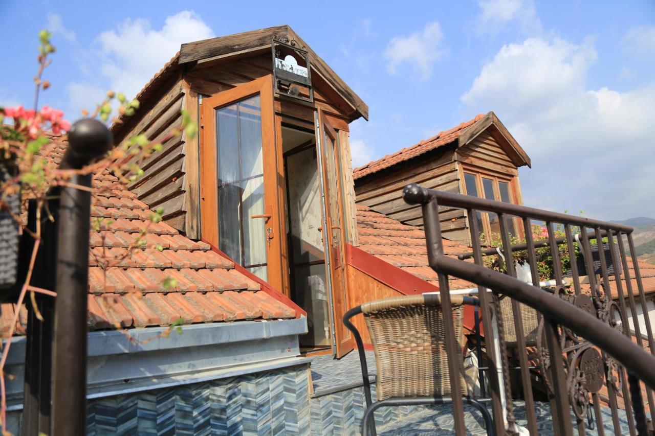Tatin - Hotel & Cafe In Mtsʼkhetʼa Bagian luar foto