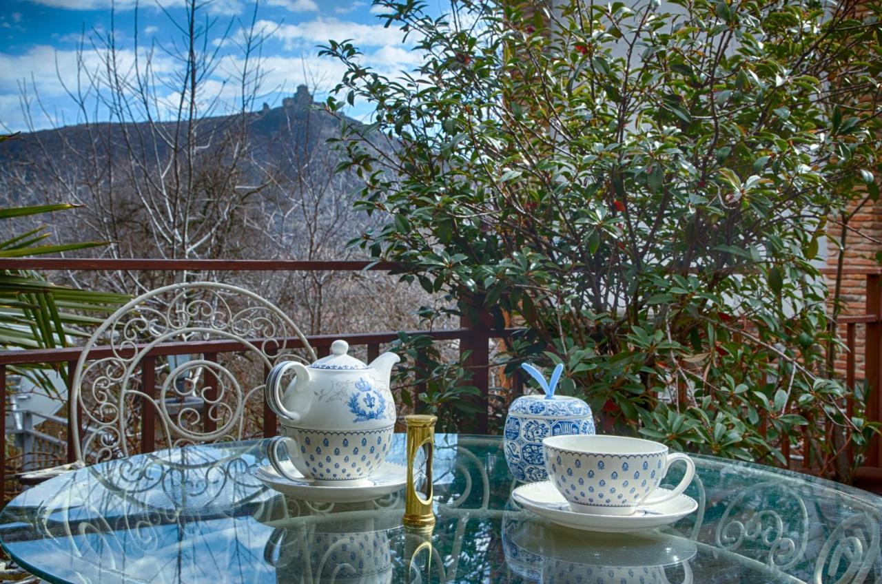 Tatin - Hotel & Cafe In Mtsʼkhetʼa Bagian luar foto
