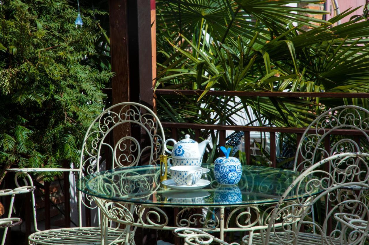 Tatin - Hotel & Cafe In Mtsʼkhetʼa Bagian luar foto