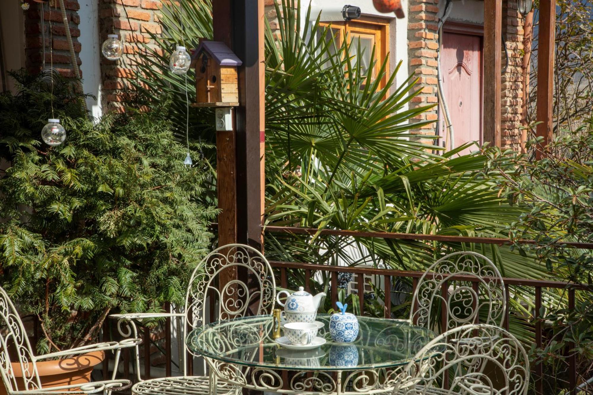 Tatin - Hotel & Cafe In Mtsʼkhetʼa Bagian luar foto